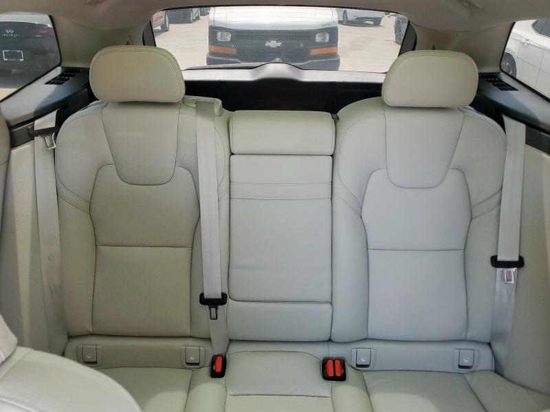 2021 VOLVO XC60 T5 MO YV4102DK7M1869512