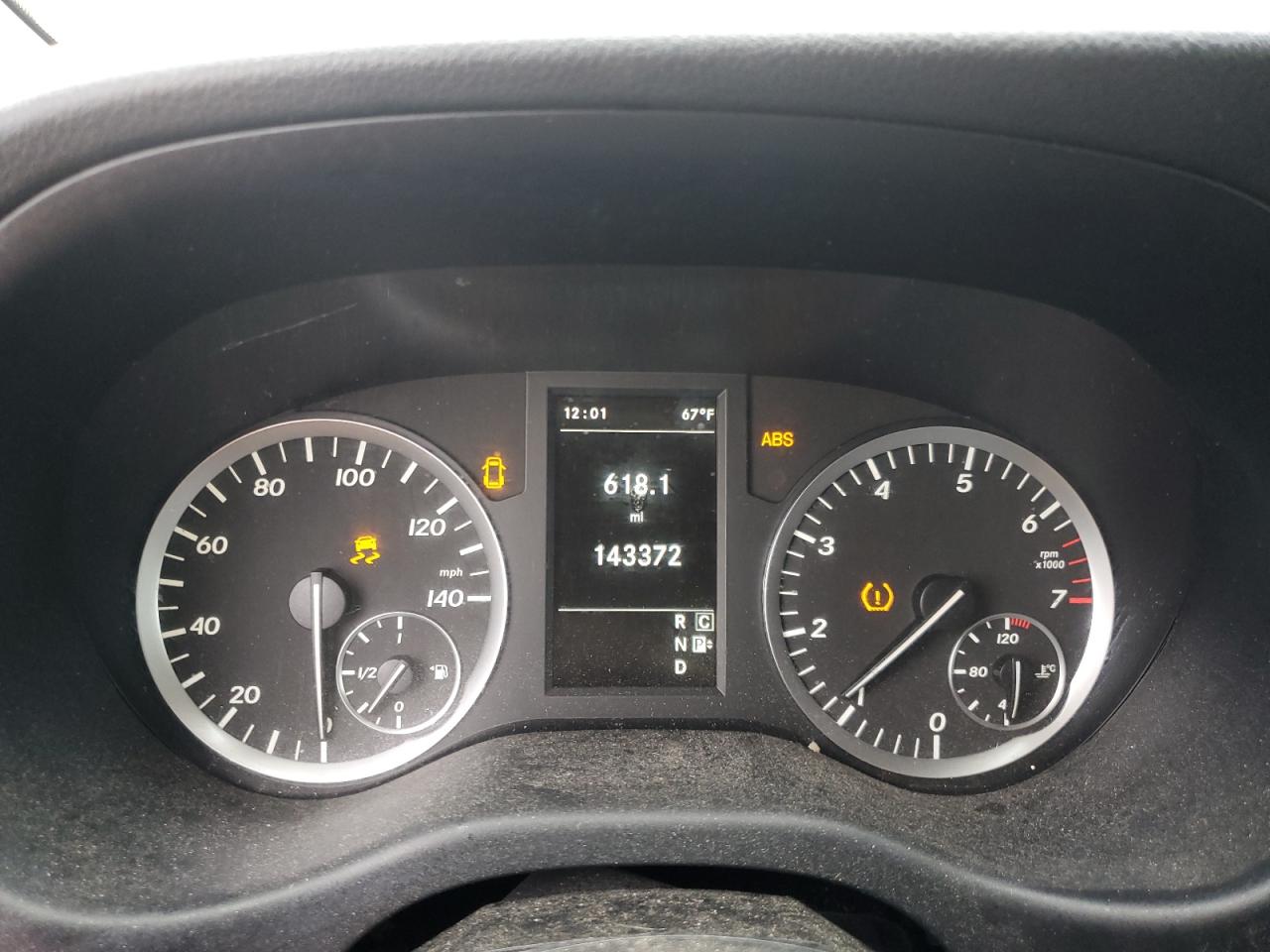 MERCEDES-BENZ METRIS