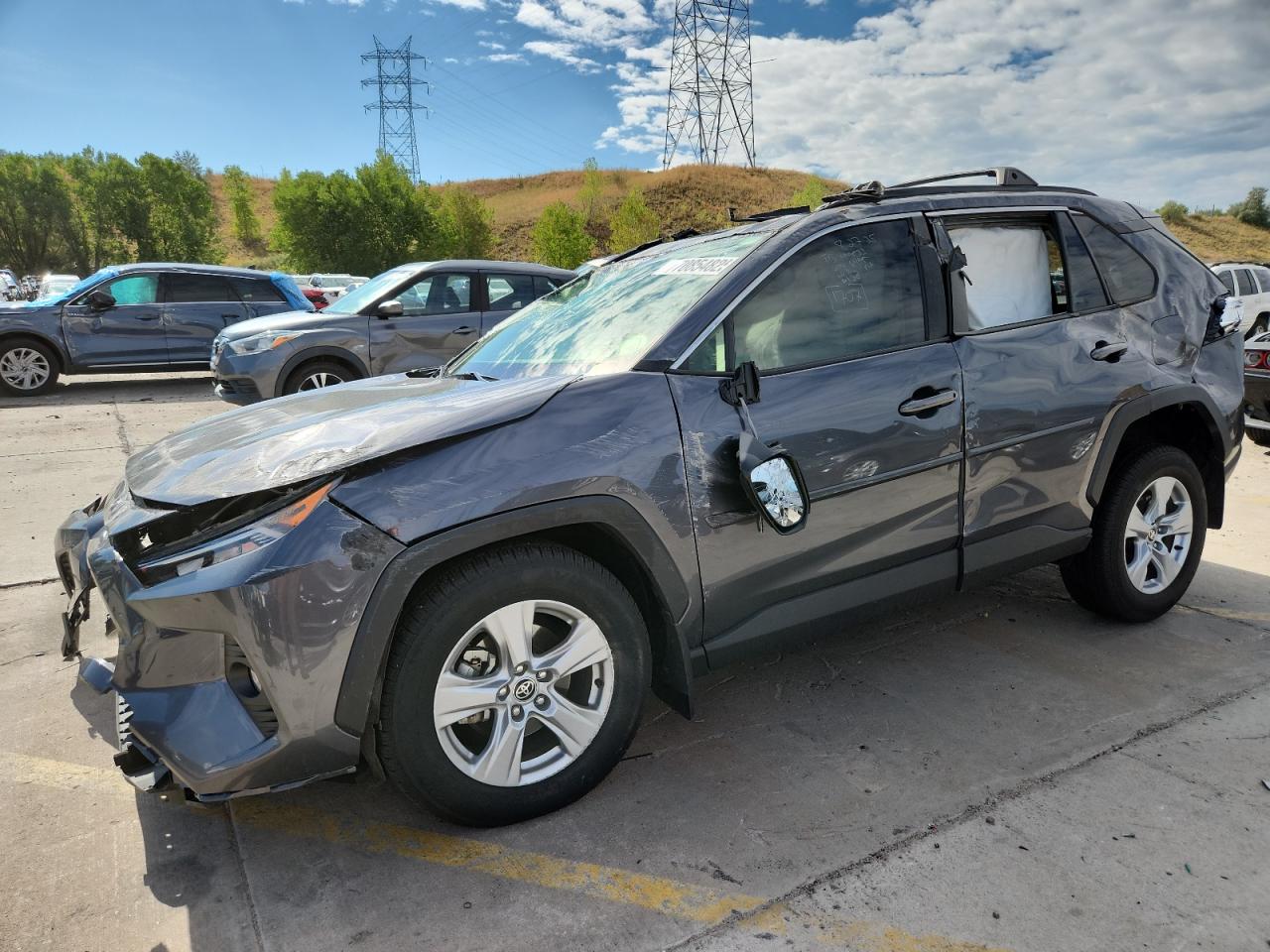 TOYOTA RAV4 XLE