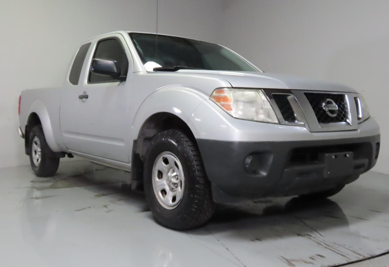 NISSAN FRONTIER S