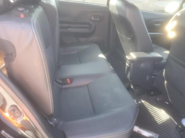 2017 TOYOTA PRIUS C JTDKDTB36H1592564