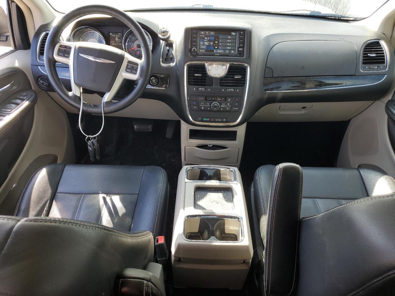 CHRYSLER TOWN & COUNTRY TOURING