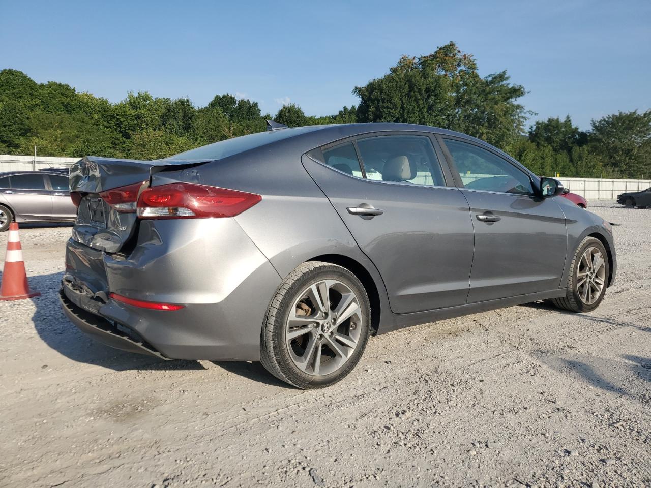 HYUNDAI ELANTRA SEL