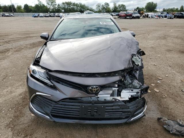 2021 TOYOTA CAMRY XLE - 4T1F11BK4MU032147