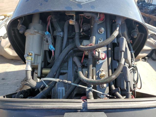 2005 TRACKER BOAT #3304938540