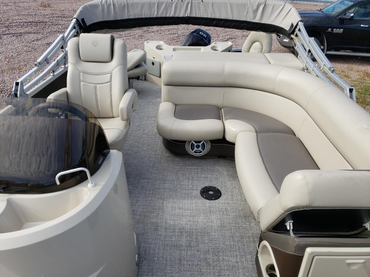 Lot #3227244902 2016 PREMIER 220 CASTAWAY