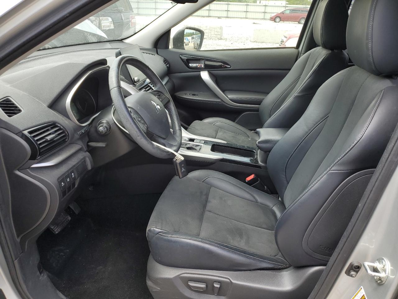 MITSUBISHI ECLIPSE SE