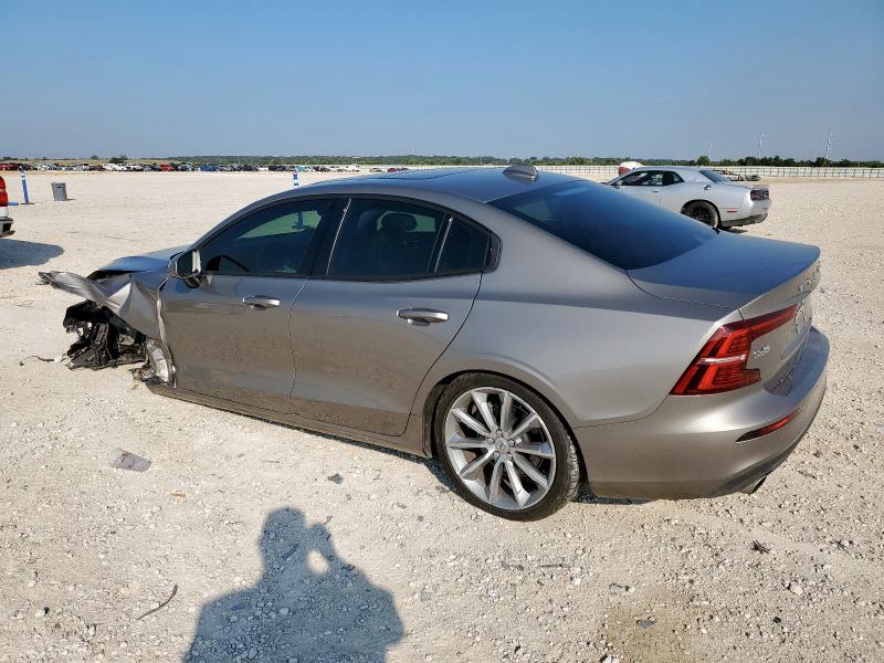 2021 VOLVO S60 T5 MOM 7JR102FK3MG092874