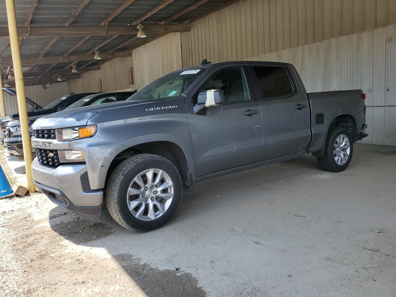 CHEVROLET SILVERADO C1500 CUSTOM