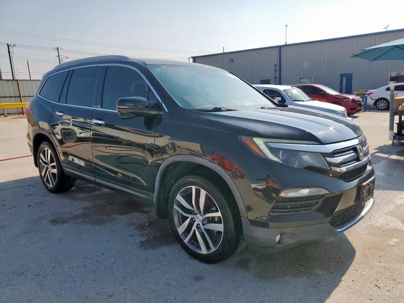 2017 HONDA PILOT TOUR 5FNYF5H98HB044150