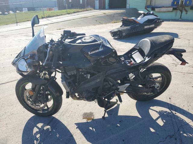 2025 KAWASAKI EX650 R ML5EXER10SDAE7754