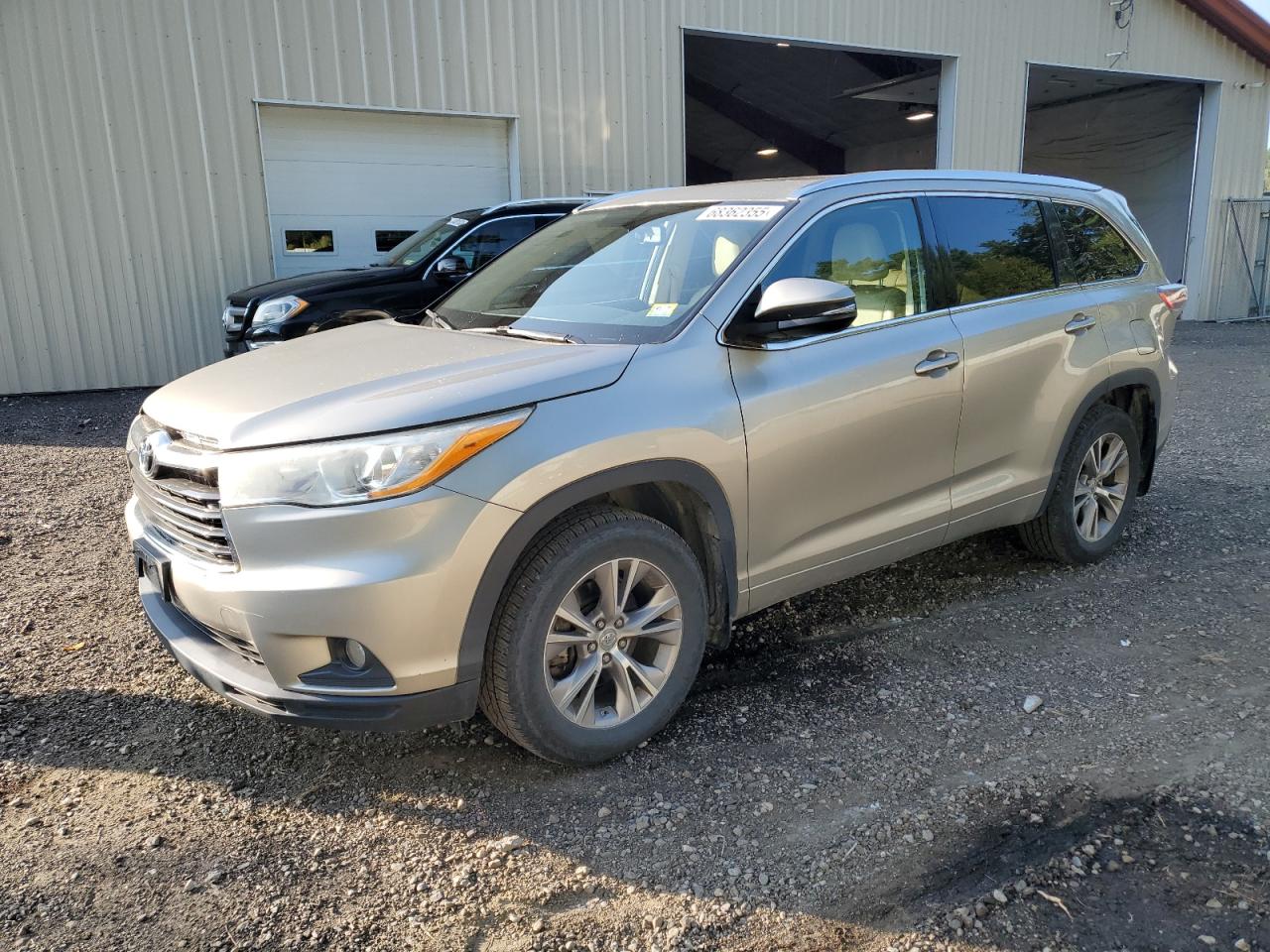 TOYOTA HIGHLANDER XLE