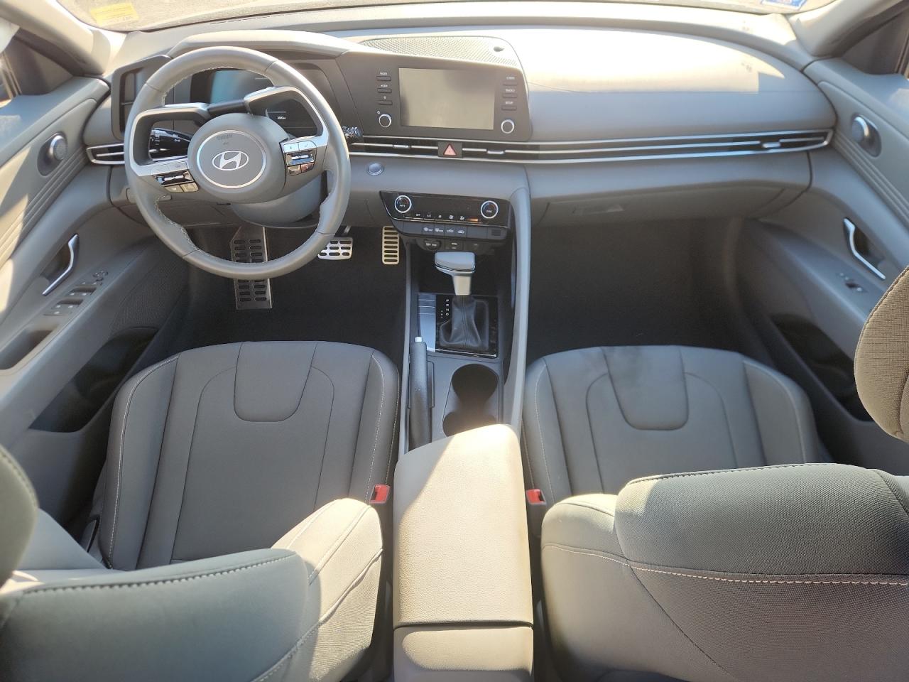 HYUNDAI ELANTRA SEL SPORT