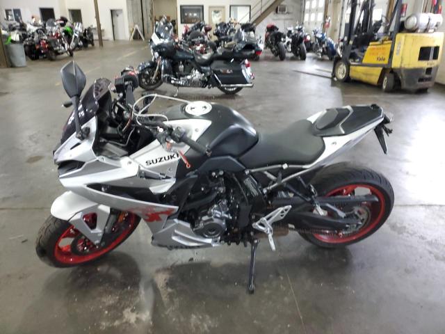 2024 SUZUKI GSX800 F JS1EM13B3R7100069