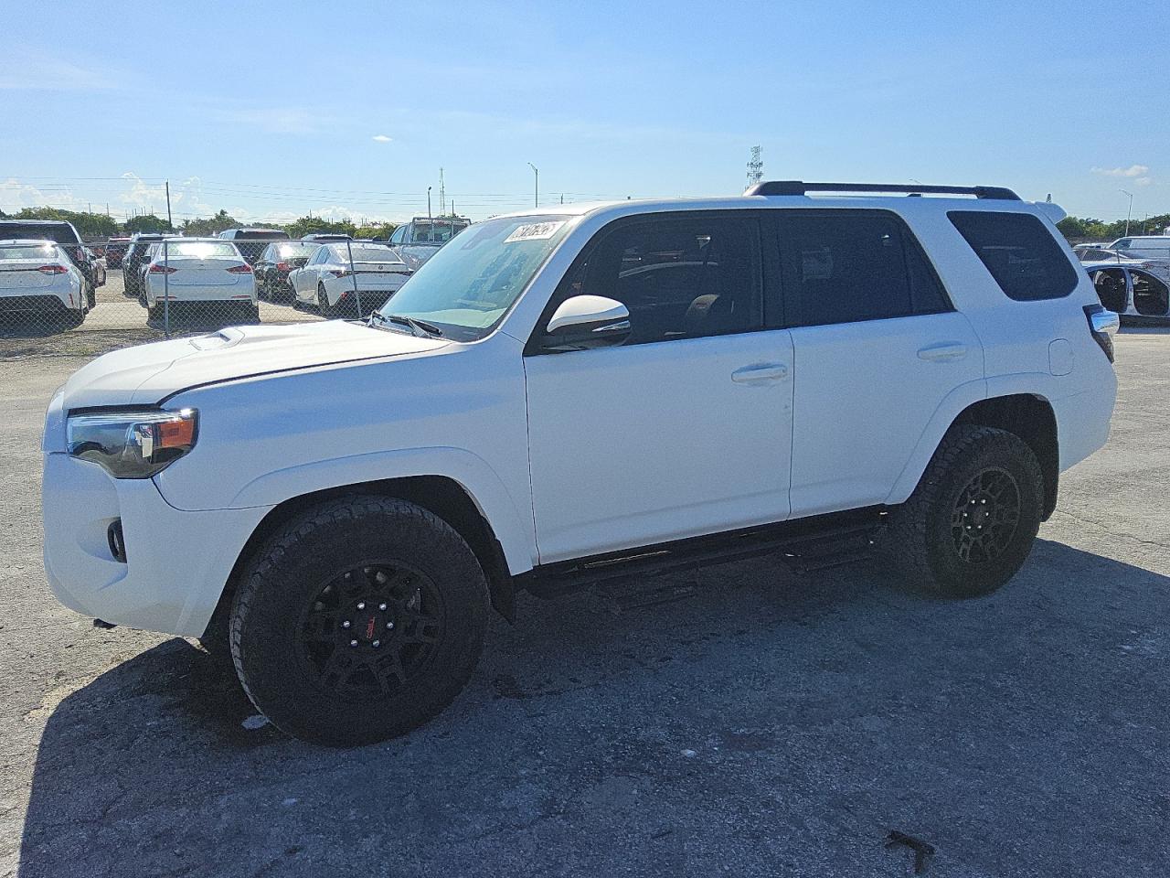 TOYOTA 4RUNNER SR5 PREMIUM