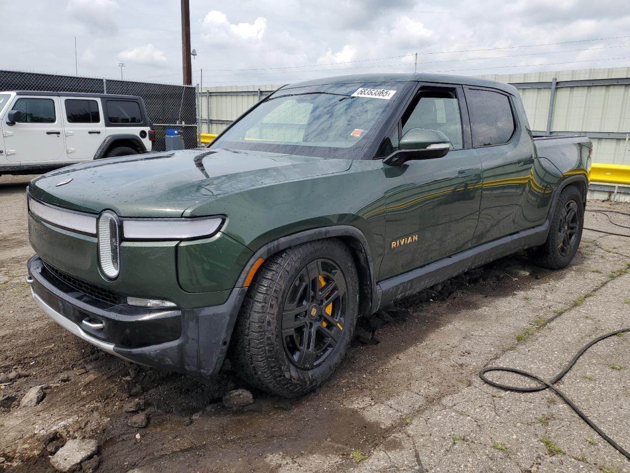 RIVIAN R1T LAUNCH EDITION