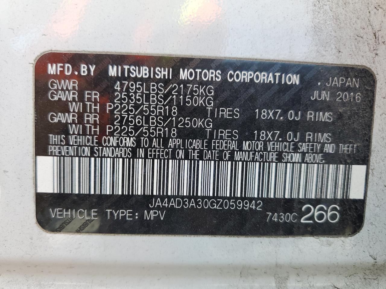 MITSUBISHI OUTLANDER SE