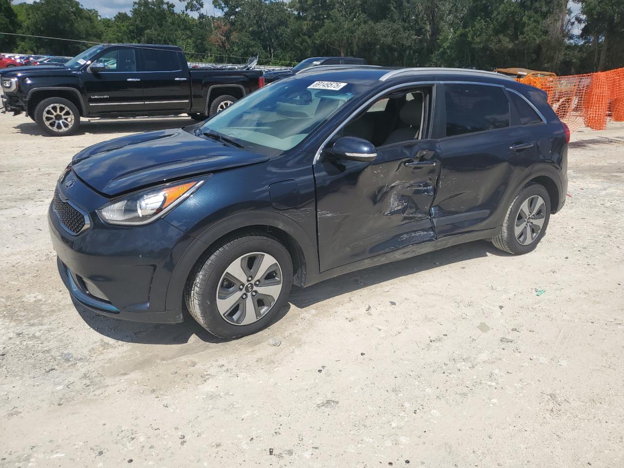 KIA NIRO EX