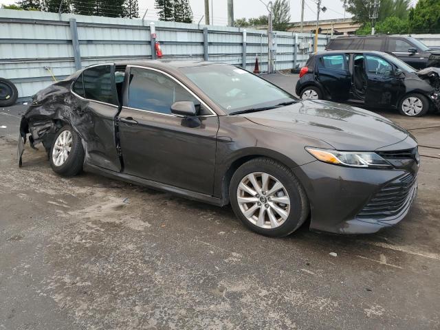 2018 TOYOTA CAMRY L 4T1B11HK1JU153834