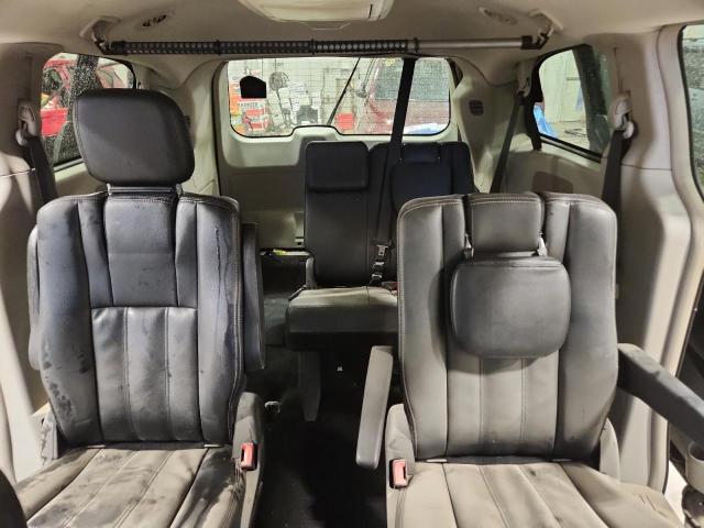 2016 CHRYSLER TOWN & COU 2C4RC1BG5GR126644