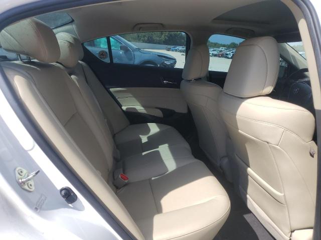 2016 ACURA ILX BASE W 19UDE2F33GA019020