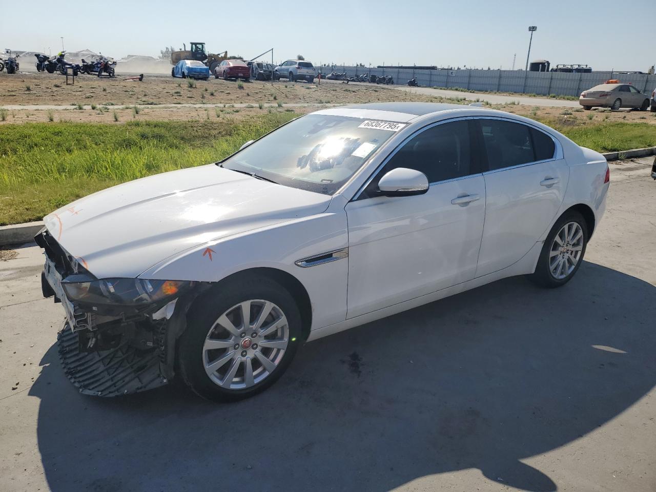 JAGUAR XE