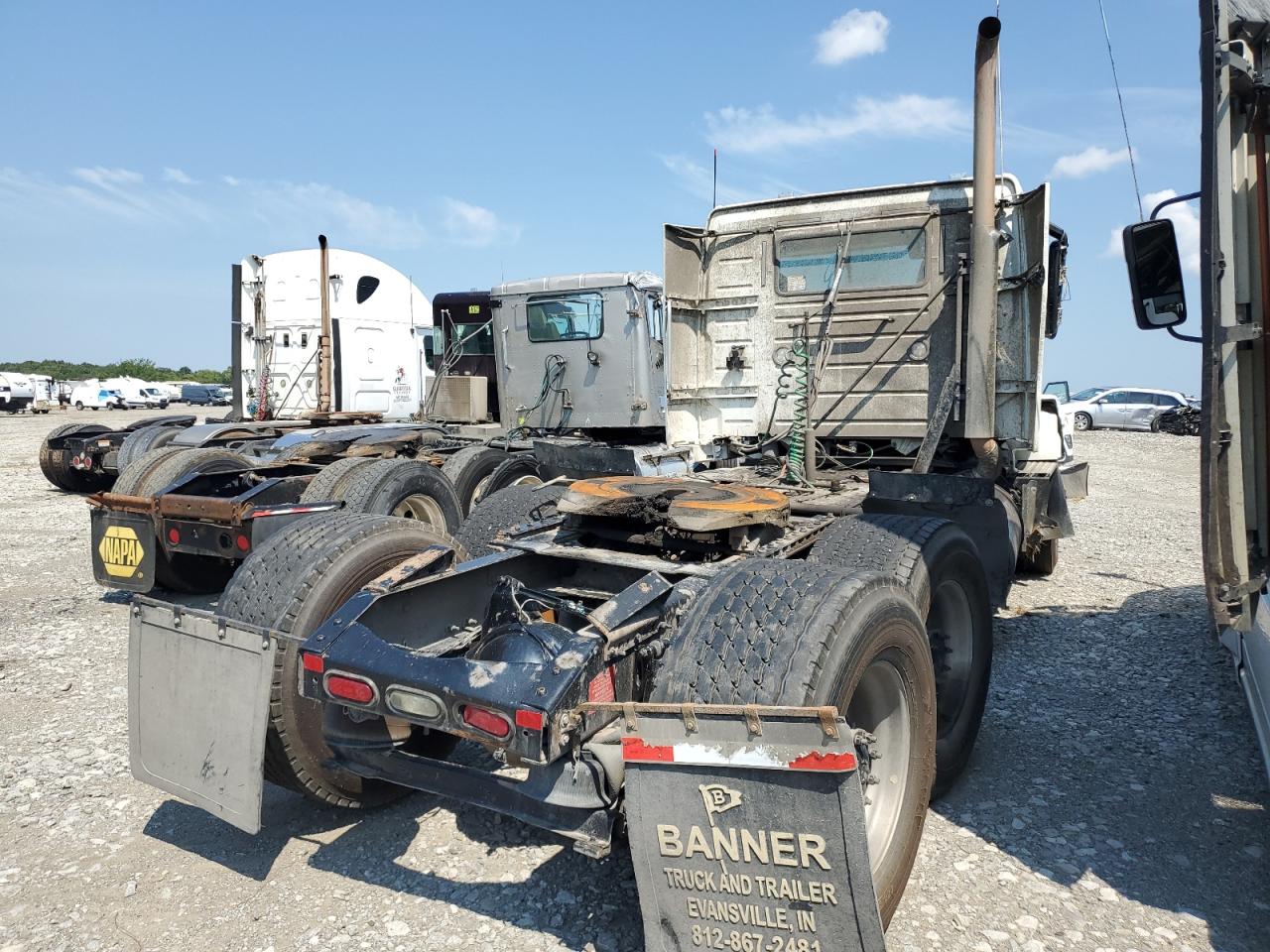 Lot #3261287944 2018 VOLVO VN VNL