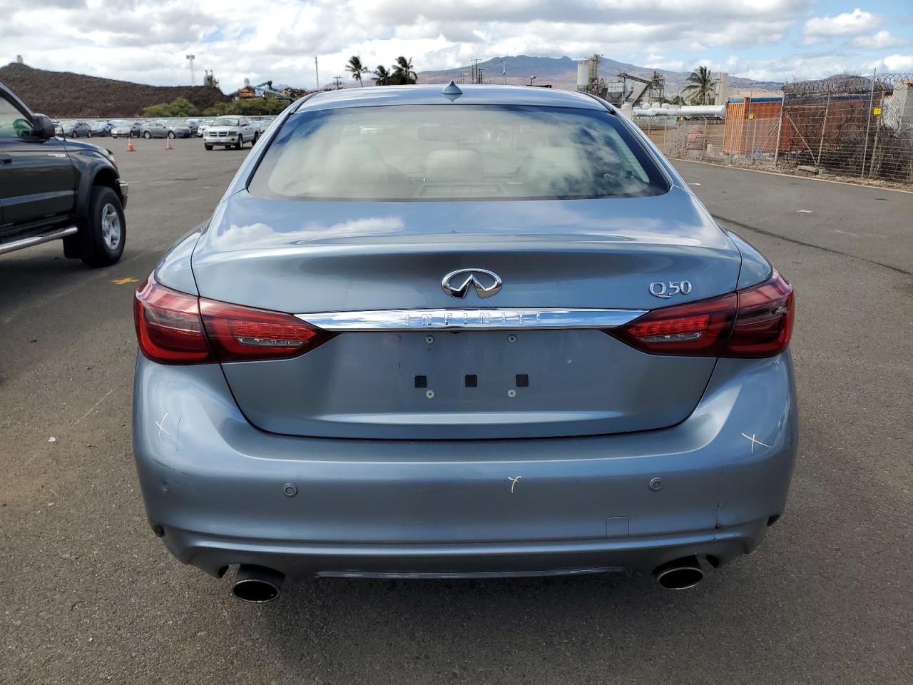 INFINITI Q50 LUXE