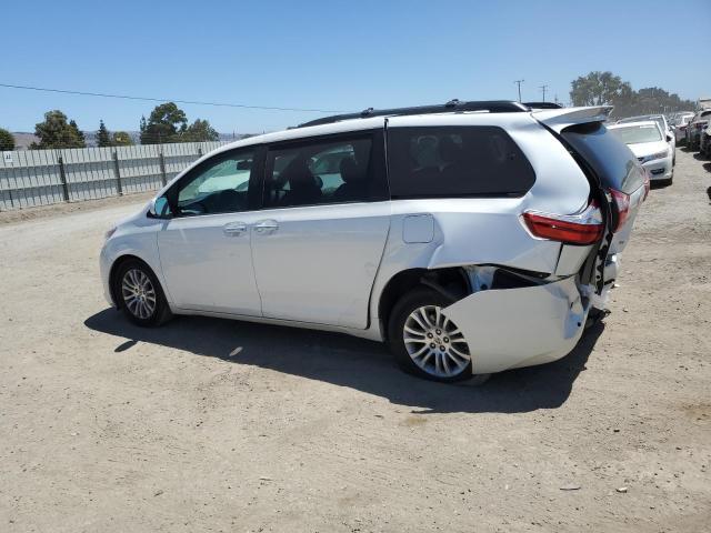 2016 TOYOTA SIENNA XLE 5TDYK3DCXGS697638