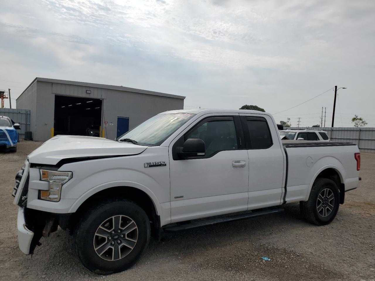 FORD F-150 SUPER CAB