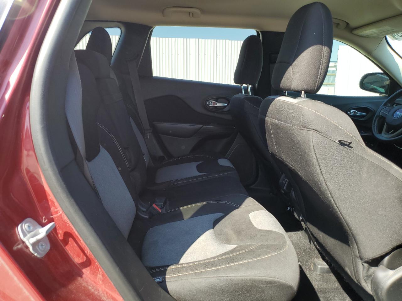 JEEP GRAND CHEROKEE LATITUDE