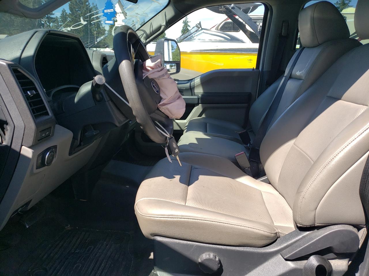 FORD F-550 SUPER DUTY