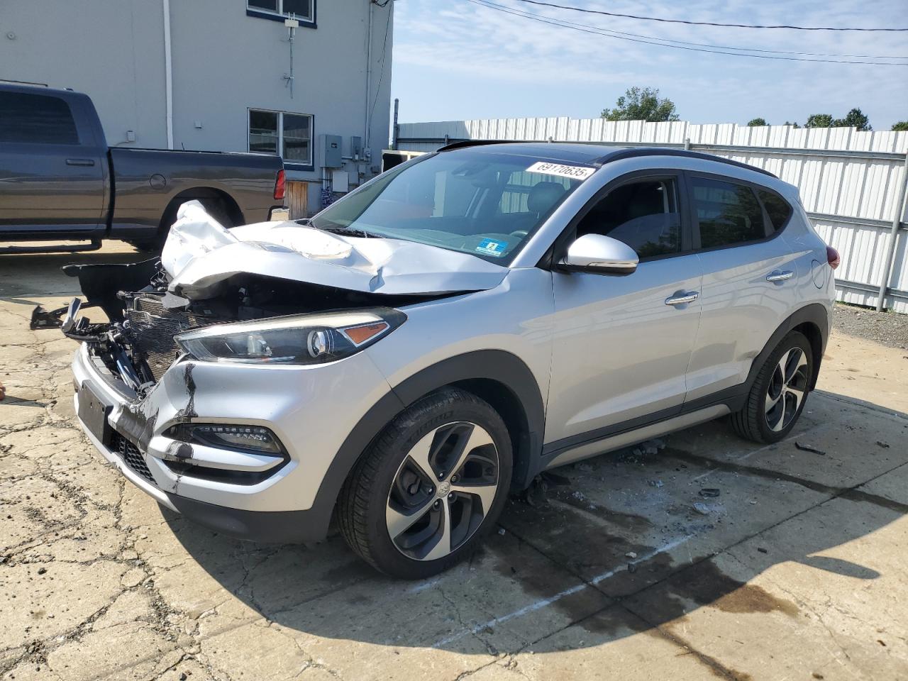 HYUNDAI TUCSON LIMITED