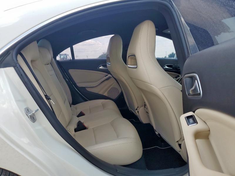 2015 MERCEDES-BENZ CLA 250 WDDSJ4EB7FN258167