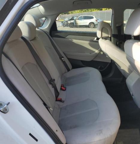 2017 HYUNDAI SONATA SE 5NPE24AFXHH580012