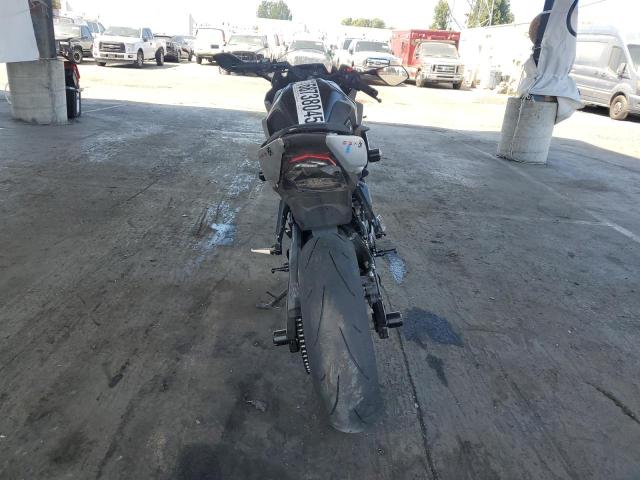 2024 SUZUKI GSX800 F - JS1EM13B7R7103797