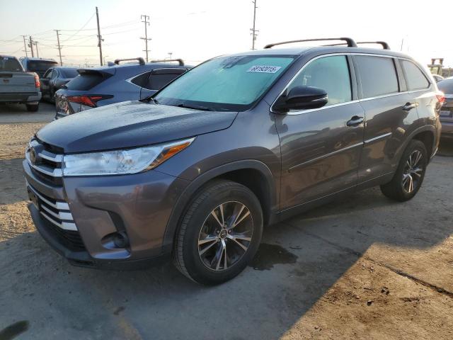 TOYOTA HIGHLANDER