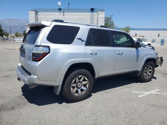 2018 TOYOTA 4RUNNER SR5/SR5 PREMIUM JTEBU5JR5J5509251