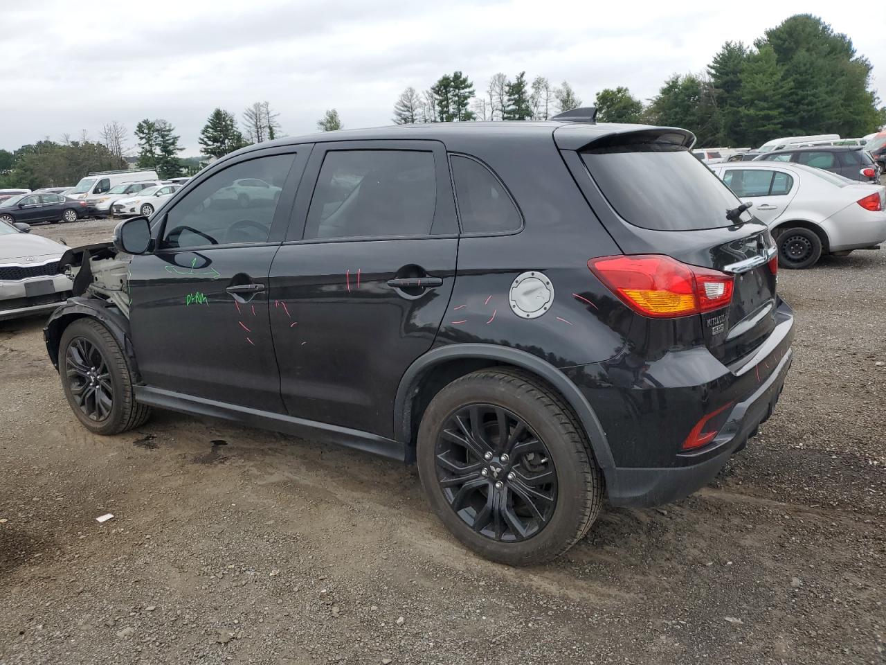 MITSUBISHI OUTLANDER ES