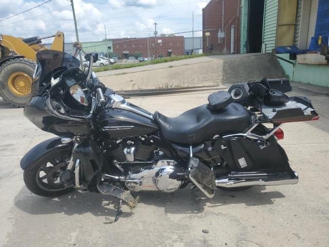 2017 HARLEY-DAVIDSON FLTRU 1HD1KGD13HB609558