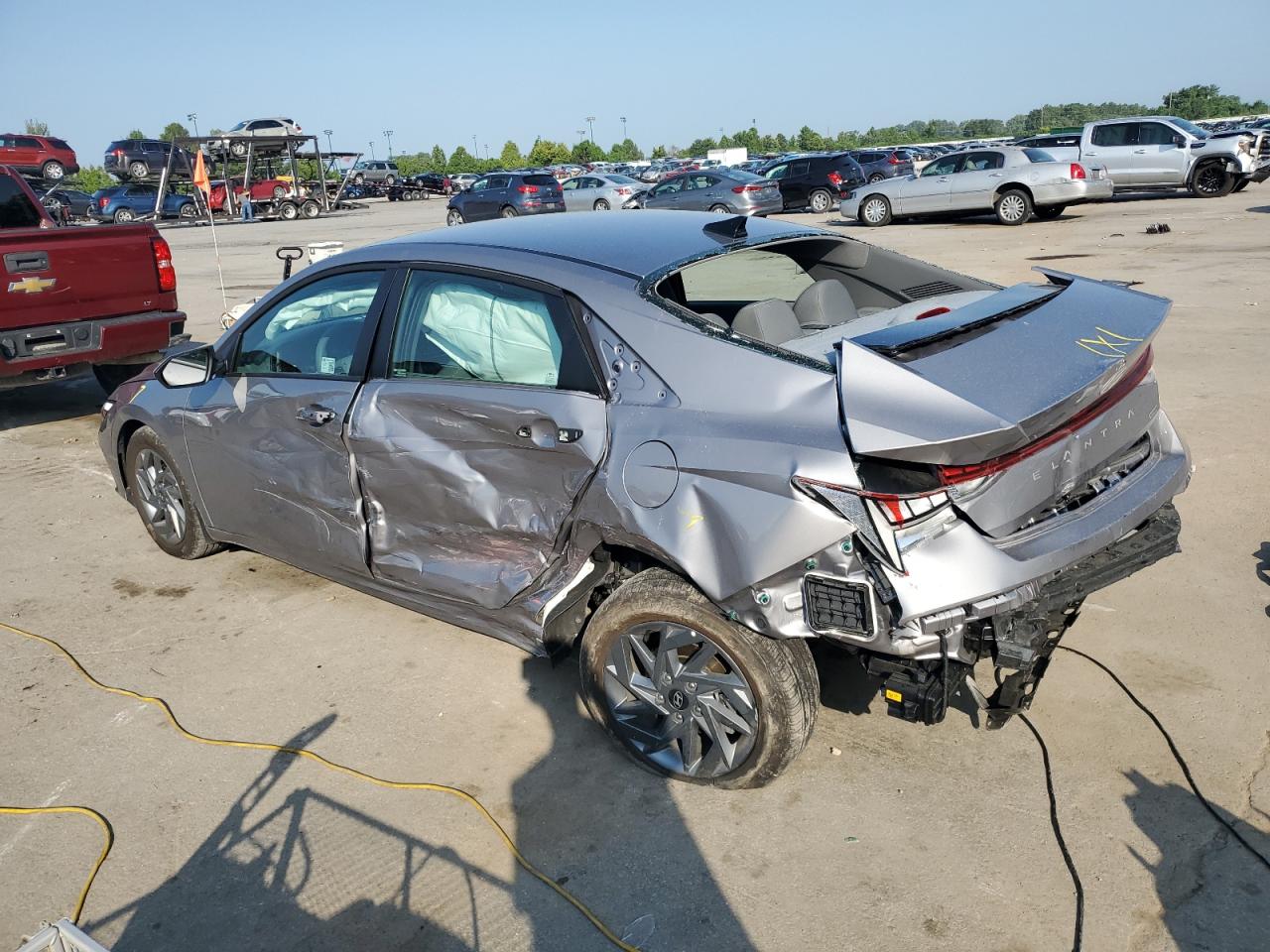 HYUNDAI ELANTRA BLUE