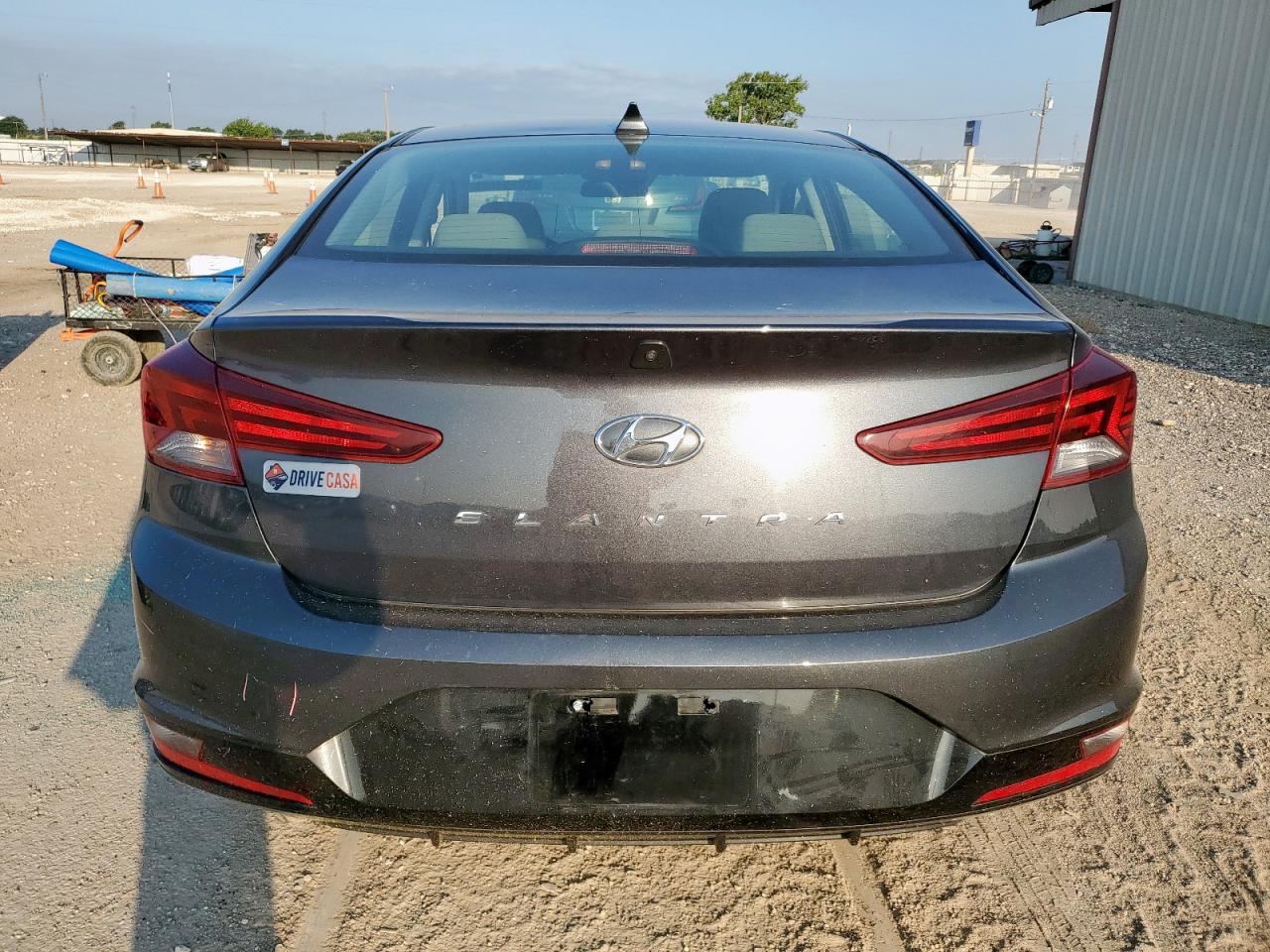 HYUNDAI ELANTRA SEL