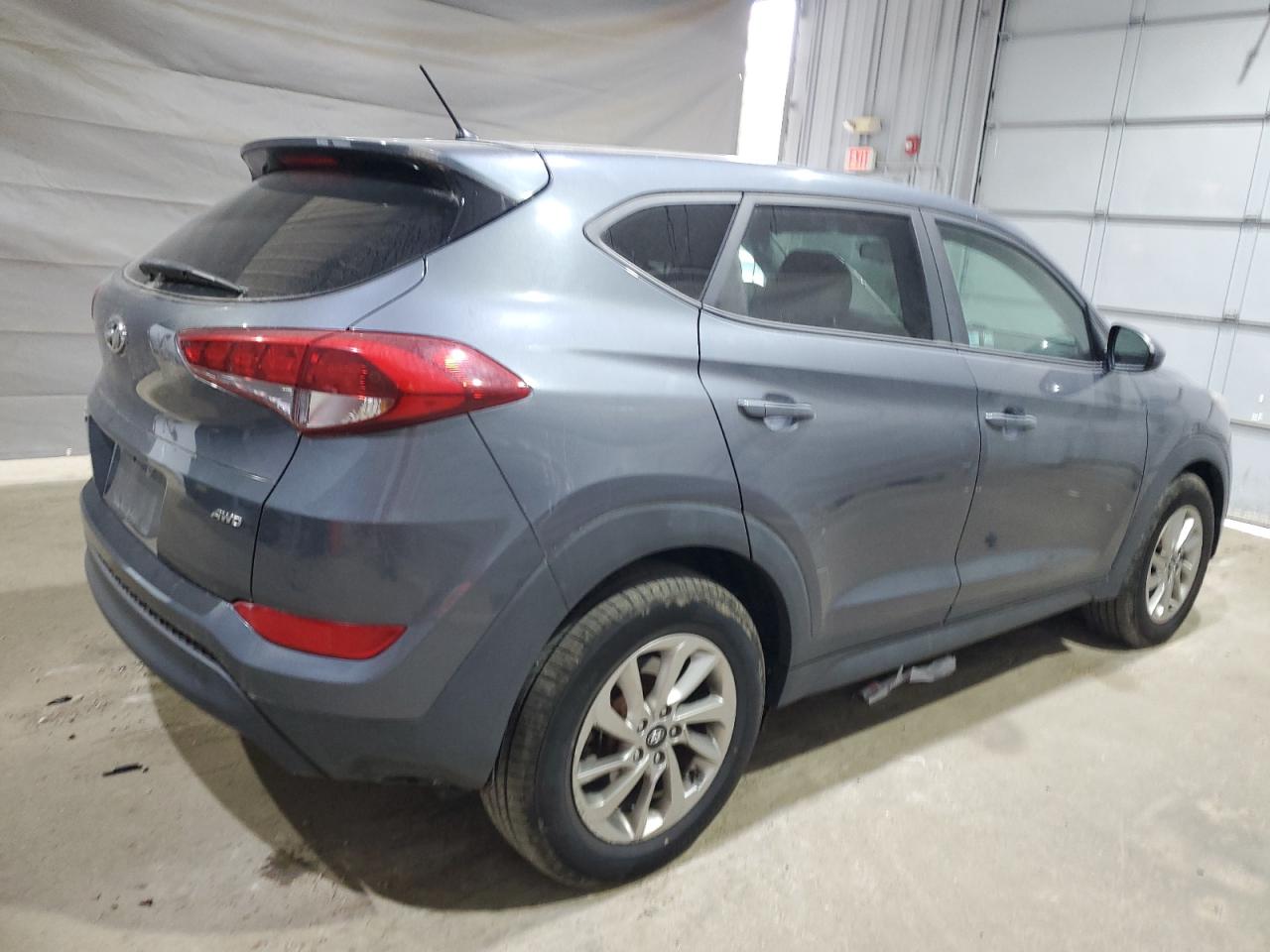 HYUNDAI TUCSON SE