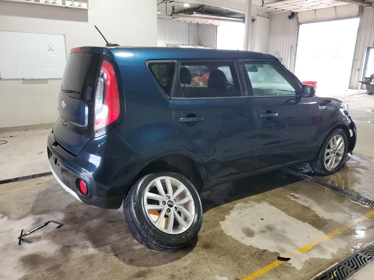 Lot #3304588434 2019 KIA SOUL +