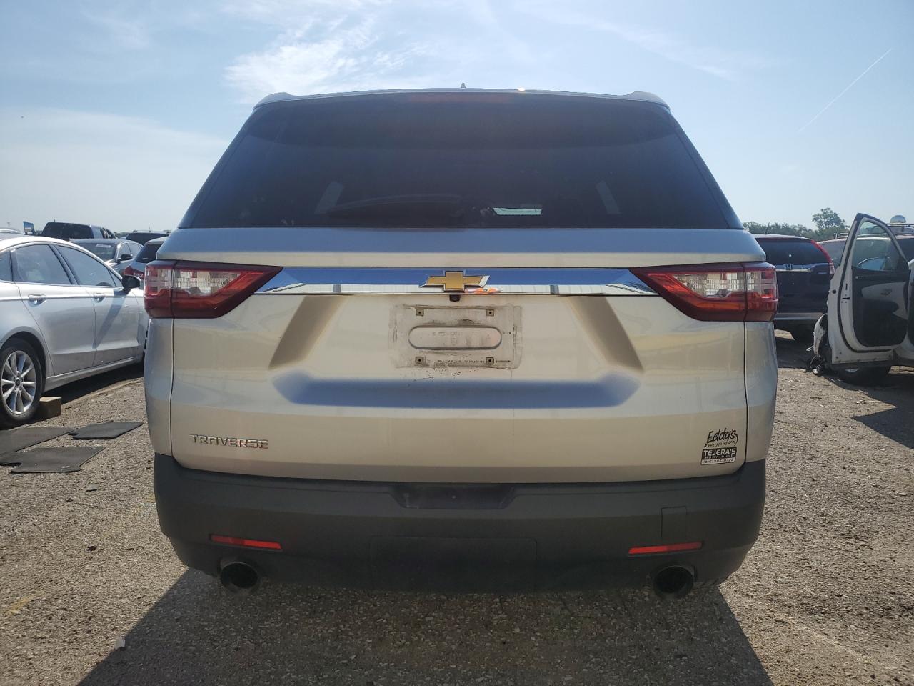 CHEVROLET TRAVERSE LS