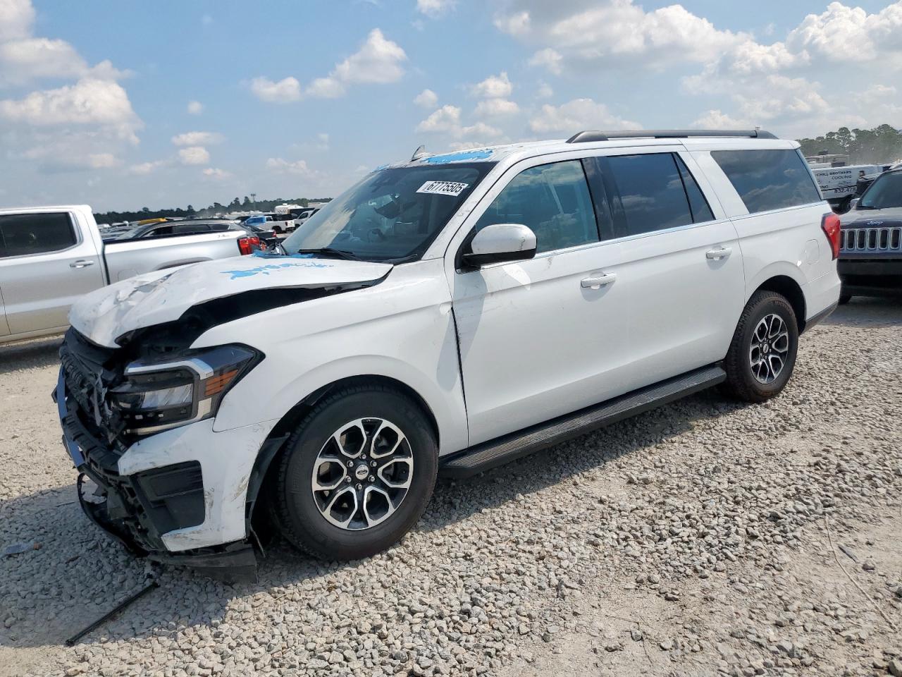 FORD EXPEDITION MAX XLT