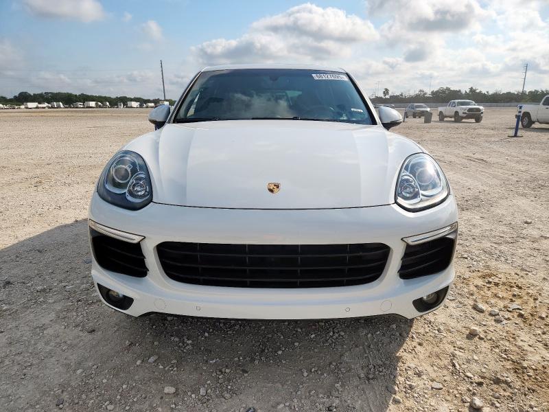 2016 PORSCHE CAYENNE SE WP1AE2A24GLA64521