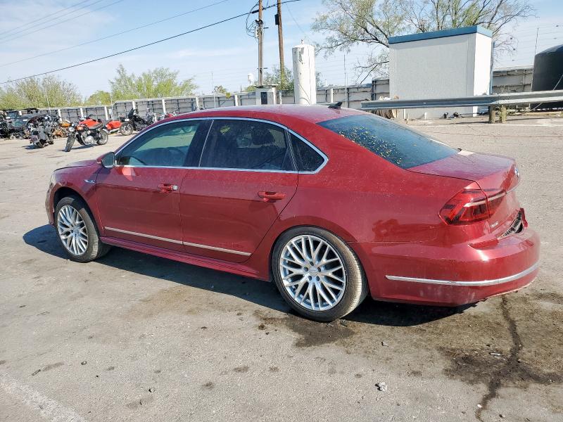 2017 VOLKSWAGEN PASSAT R-L 1VWDT7A38HC052039