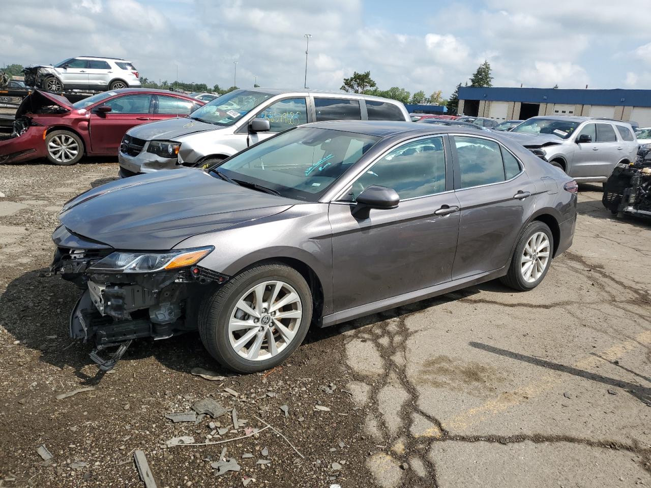 TOYOTA CAMRY LE