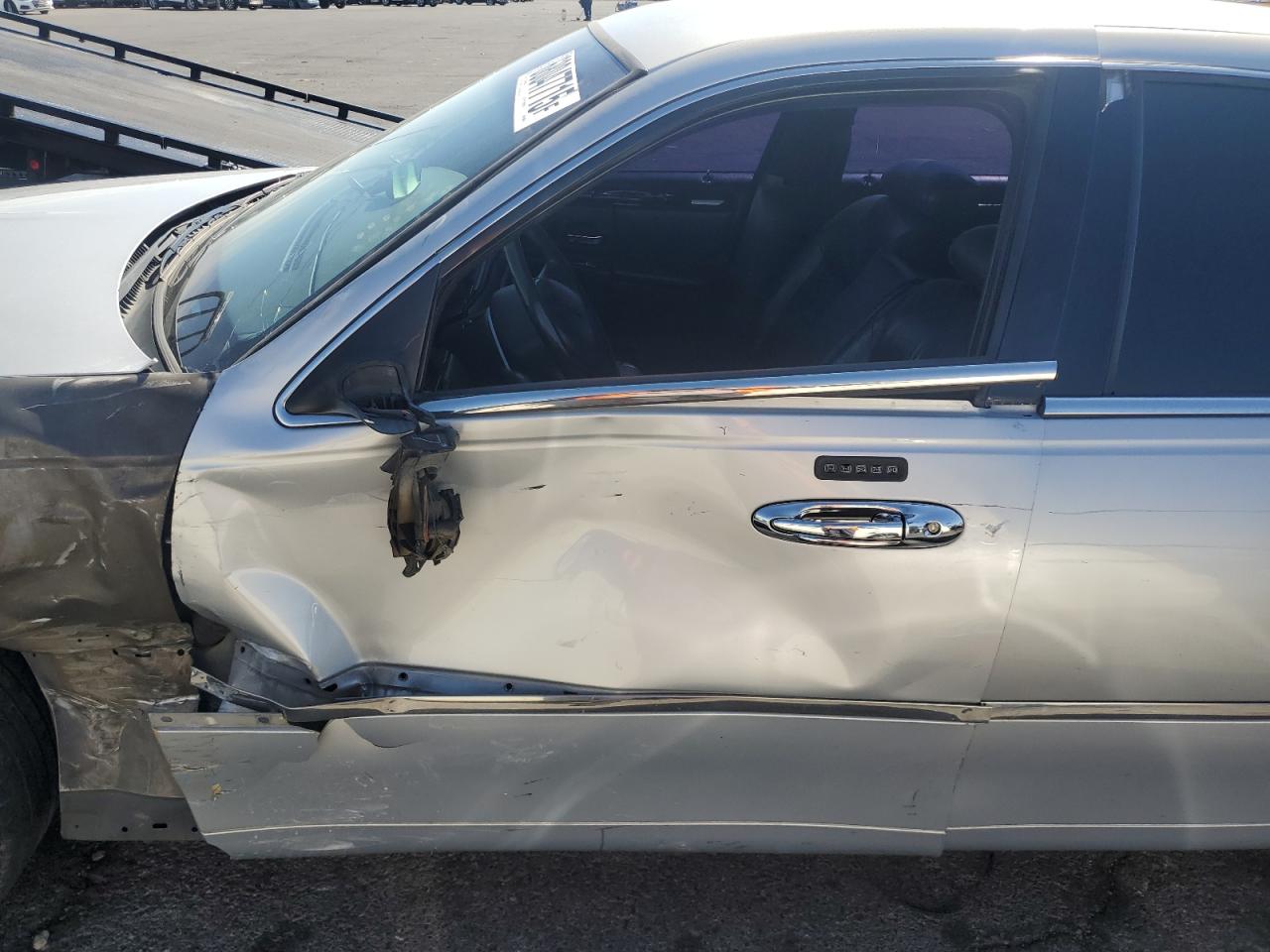 Lot #3290441763 2000 LINCOLN TOWN CAR EXECUTIVE